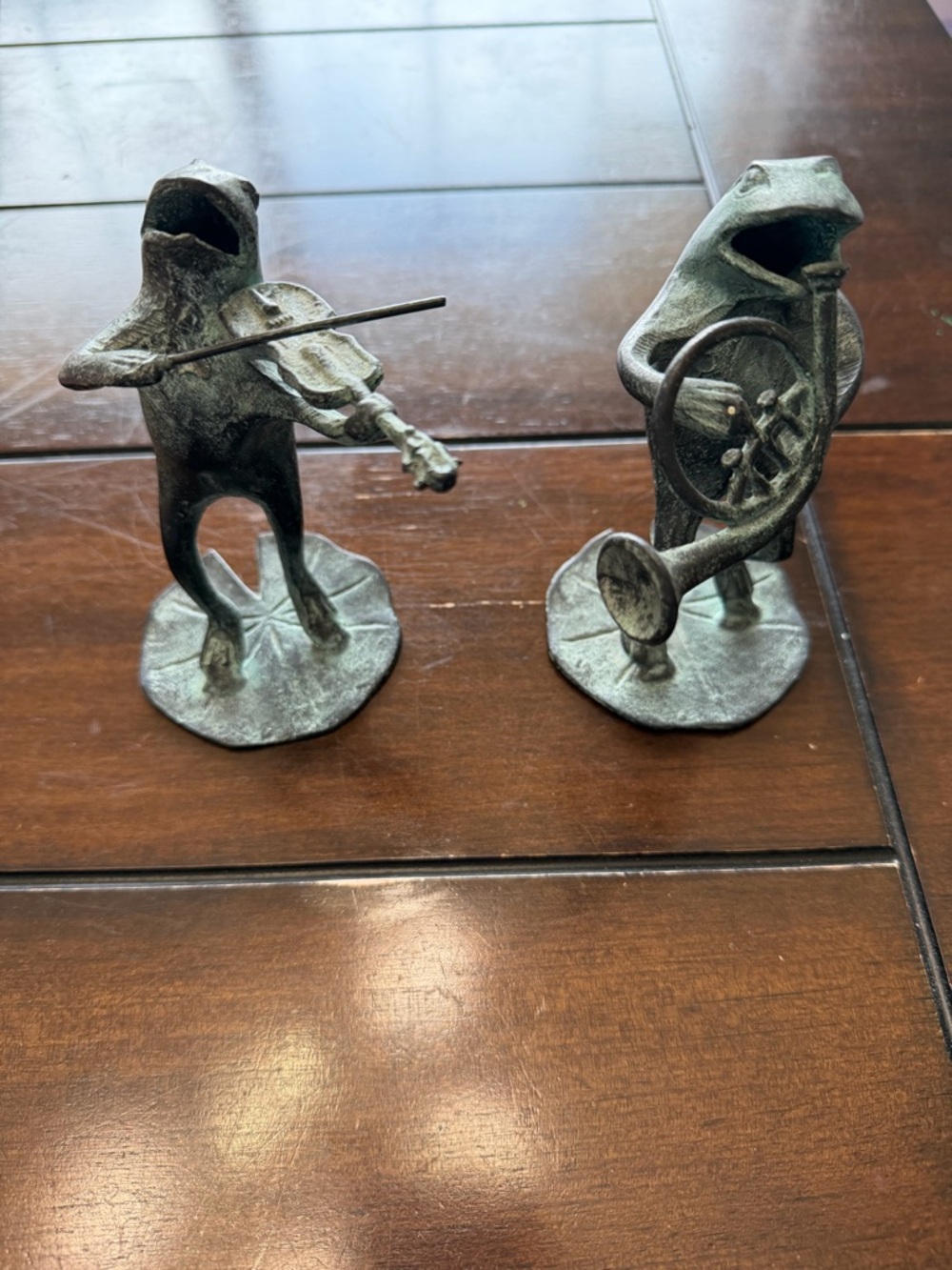 Bronze-Patina Frog Musicians Figurines - Set of 2